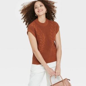 Cable Knit Sweater Vest Size L